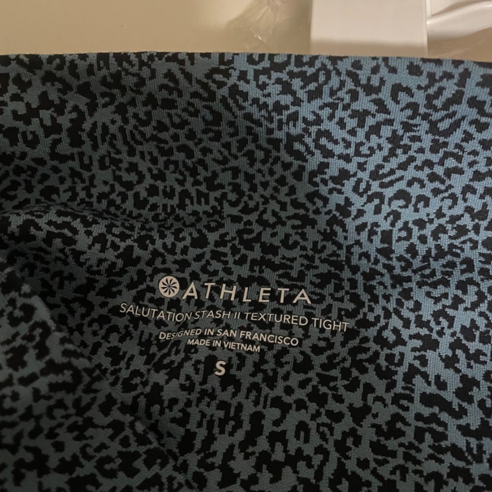 Athleta Sun Salutation Legging - image 6